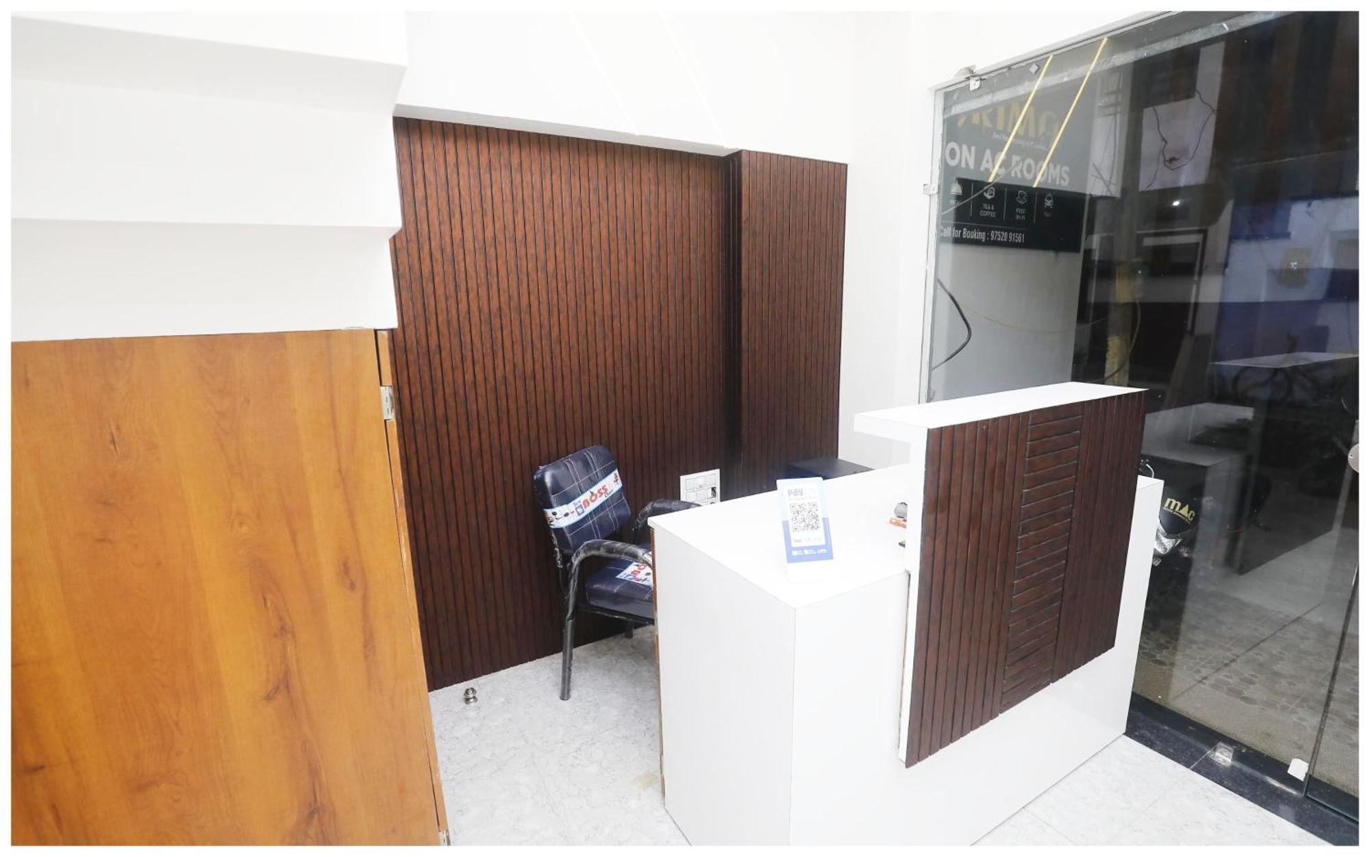 Premium Hotel Ujjain - G A R I M A - Near Mahakal Temple And Rivar - Railway Station - Hygiene & Spacious Room - With Wifi- And Parking Facilities - Best Hotel In Ujjain Exterior photo